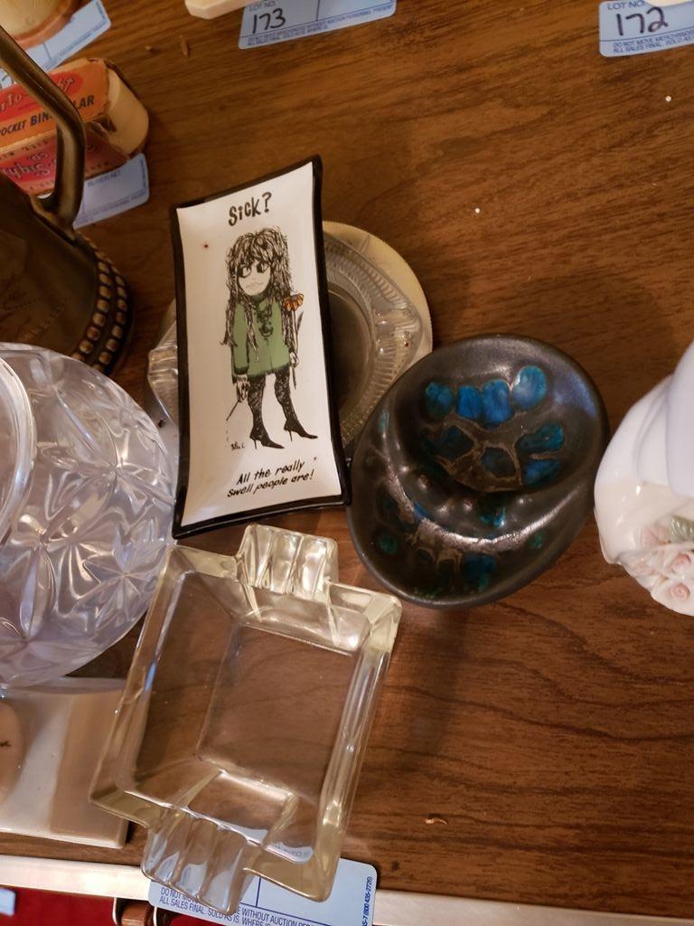 ASSORTED ASHTRAYS, MUG, COVERED BOWL, AND PRAYING HANDS FIGURINE