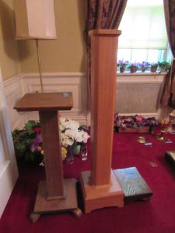 OAK PEDESTAL AND OTHER PEDESTAL