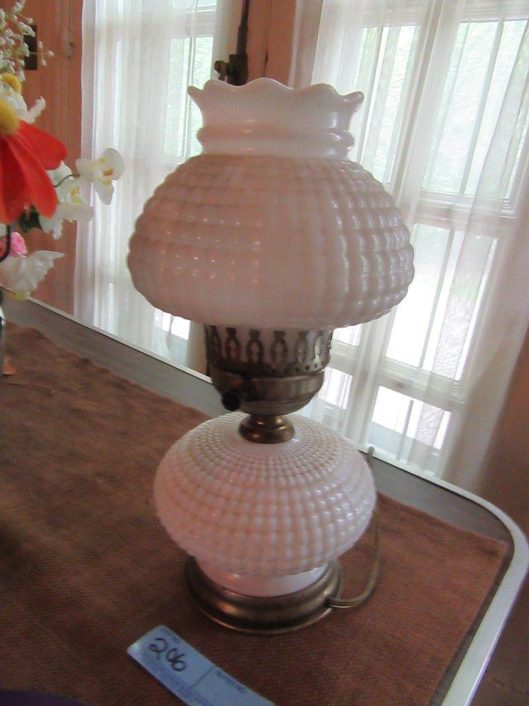 GWTW STYLE MILKGLASS LAMP