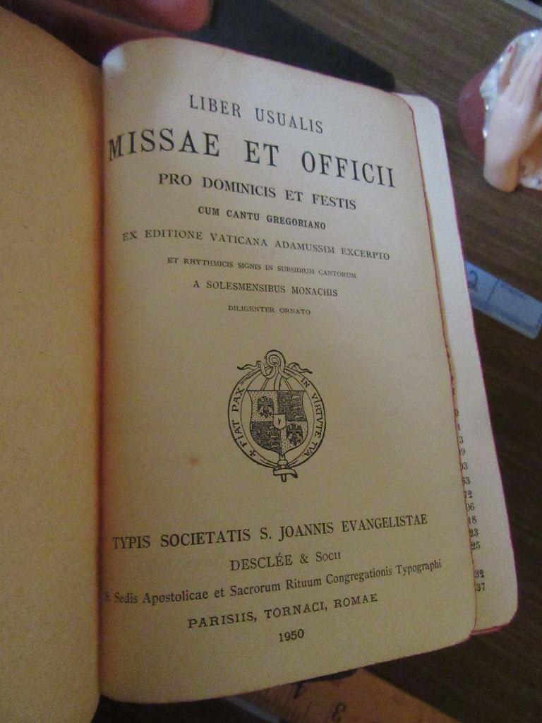 (3) 1950 LIBER USUALIS MISSAE ET OFFICII PRO DOMINICIS ET FESTIS BOOKS