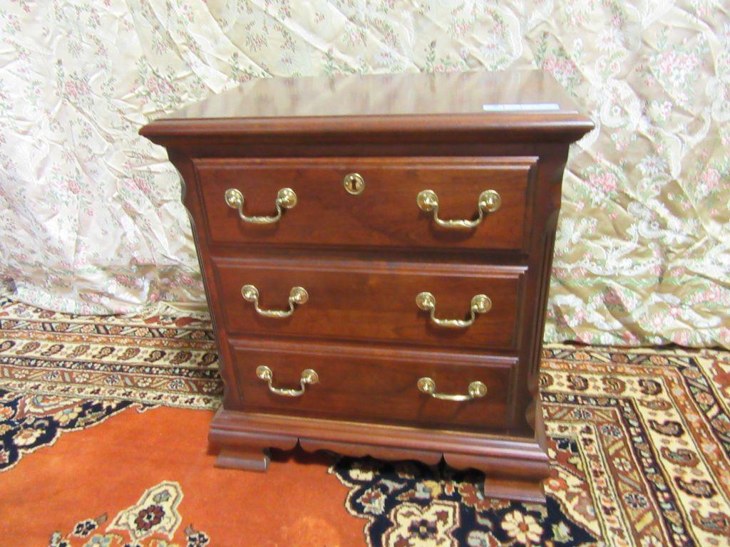 PENNSYLVANIA HOUSE TWO DRAWER STAND