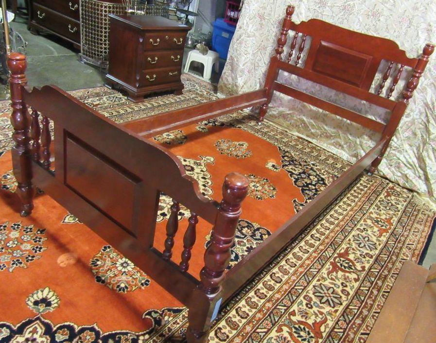 TWIN BED