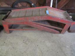 METAL CAR RAMPS AND WHEEL CHOCKS