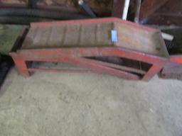 METAL CAR RAMPS AND WHEEL CHOCKS