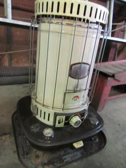 KEROSENE HEATER