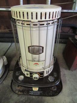 KEROSENE HEATER