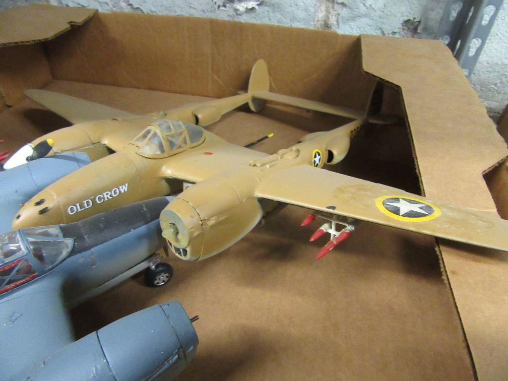 2  MILITARY MODEL PLANES