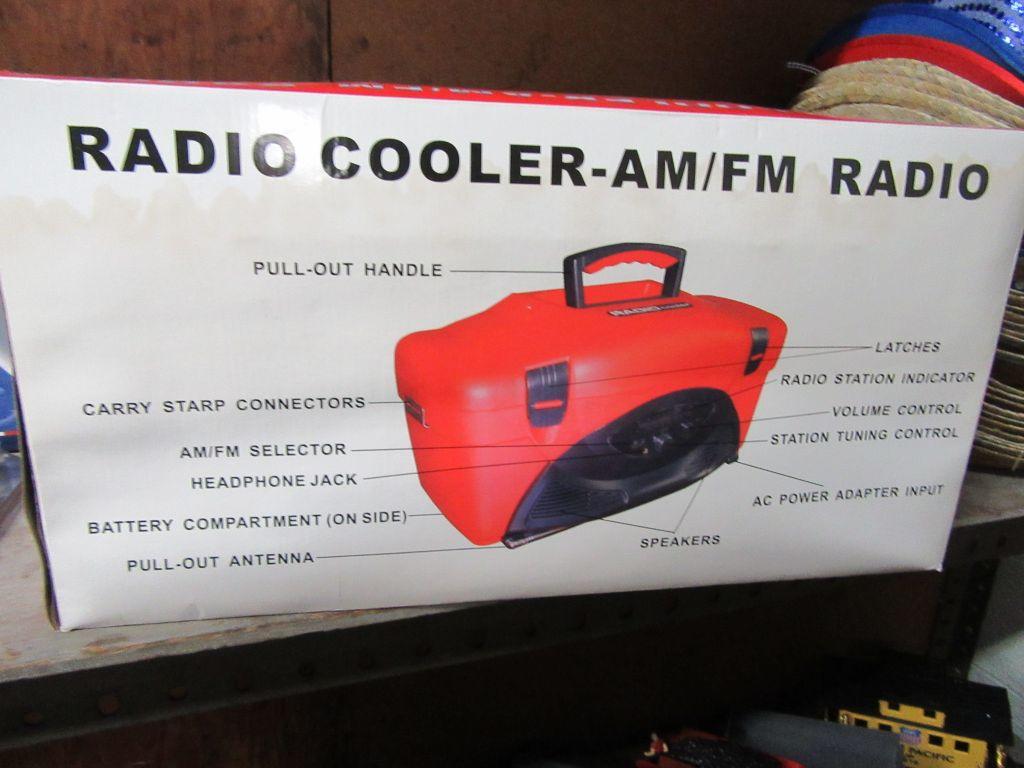 RADIO COOLER AM FM RADIO