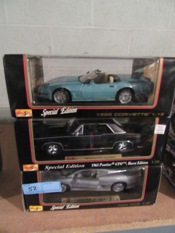 MAISTO SPECIAL EDITION 1965 PONTIAC GTO HURST EDITION, 1996 CORVETTE, 1992