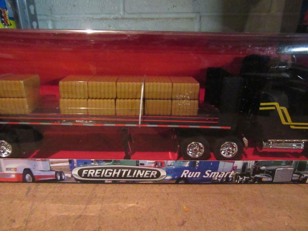 NEW RAY FREIGHTLINER