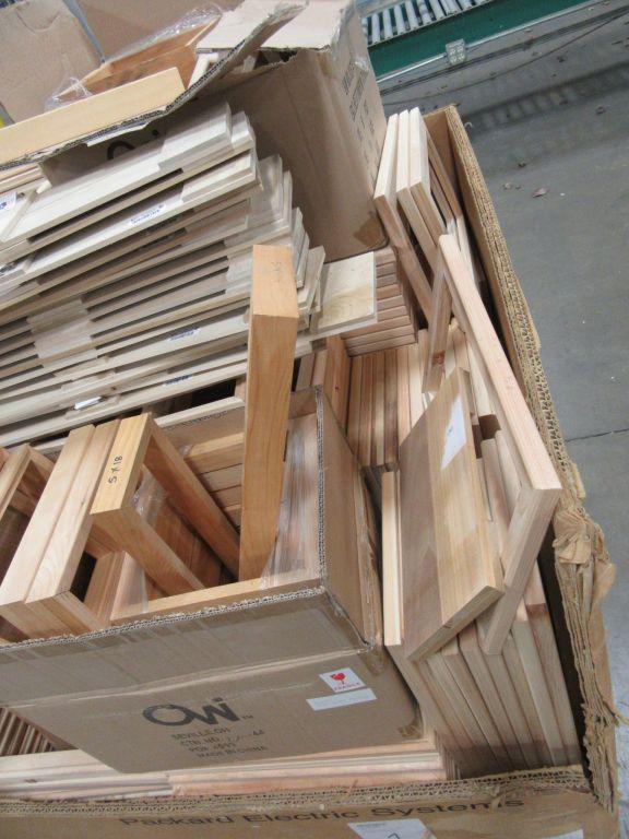 LARGE BOX OF ASSORTED WOODEN PICTURE FRAMES