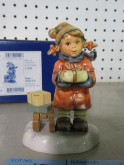 GOEBEL FIGURINE GOOD TIDINGS HUM 2026 2 / 0