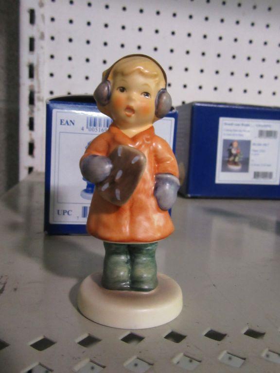 GOEBEL FIGURINE SWEET TREATS 2067-A