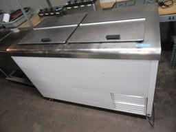 COMMERCIAL FREEZER MODEL BD - 8RI