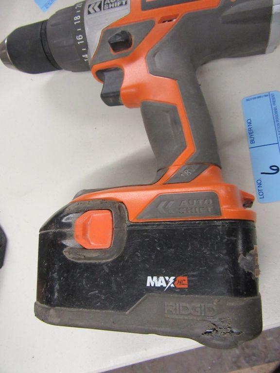 RIDGID 18 VOLT CORDLESS DRILL WITH AUTO SHIFT AND BATTERY. MODEL R86014. NO