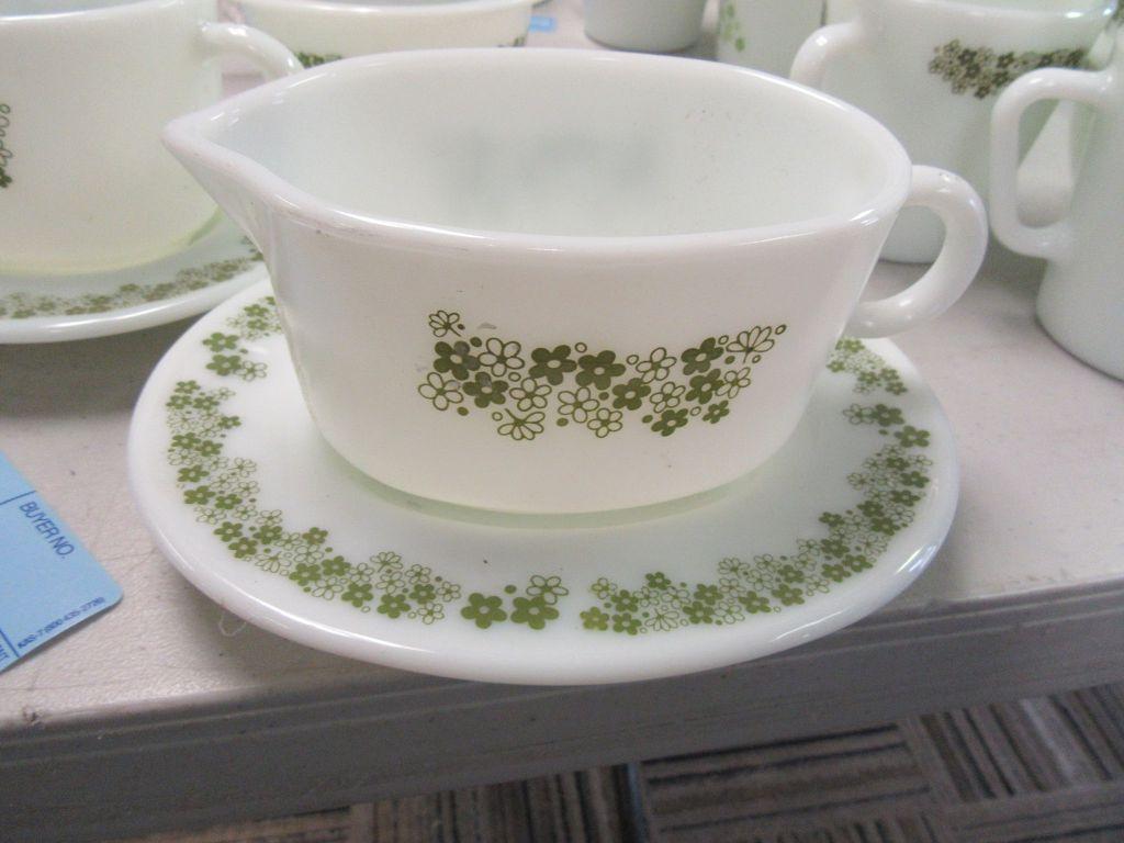 2 PYREX GRAVY BOATS