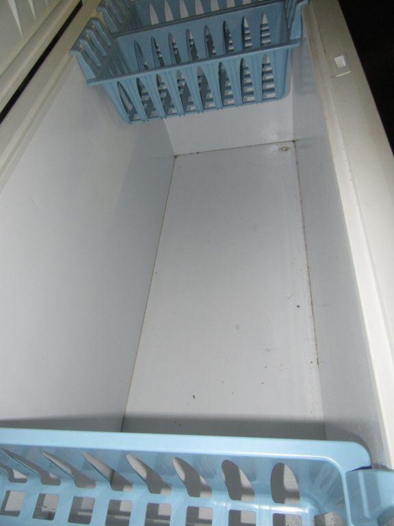 FRIGIDAIRE GALLERY CHEST FREEZER. 30x73x36