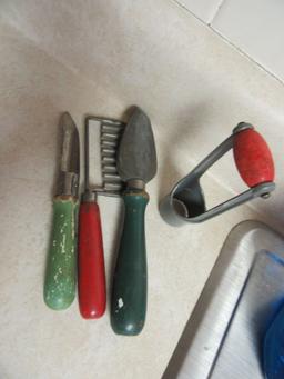 VINTAGE KITCHEN UTENSILS