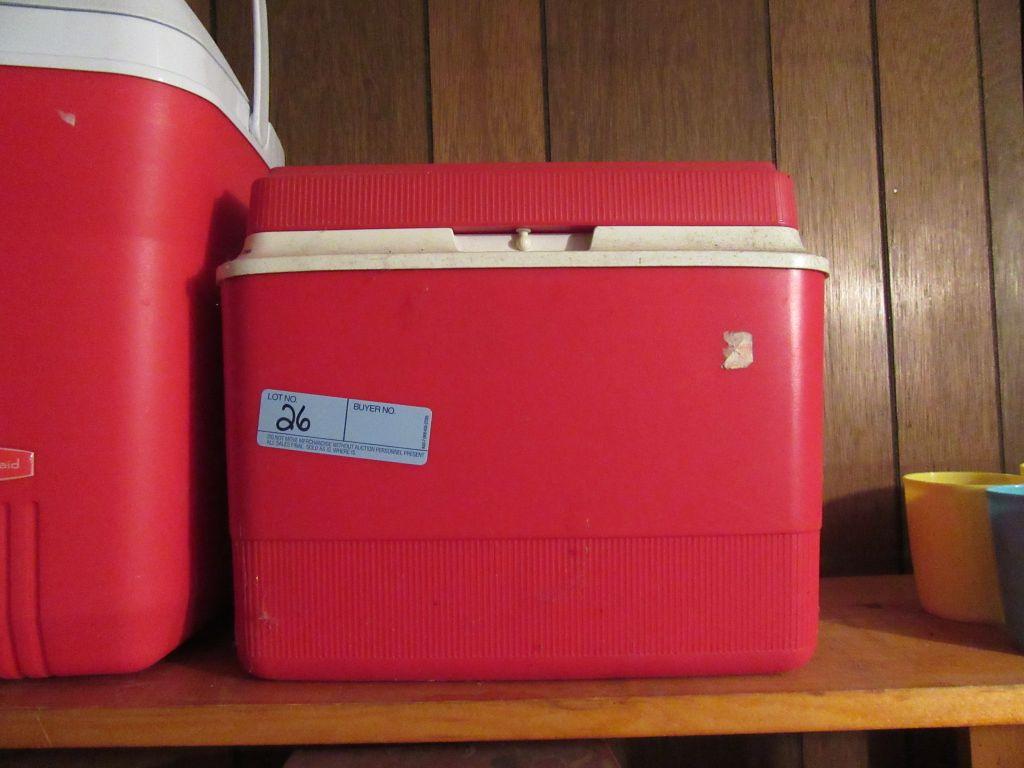 RUBBERMAID COOLER AND OTHER COOLER