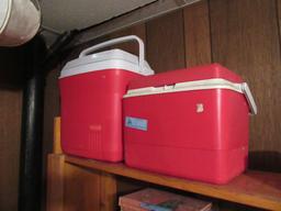 RUBBERMAID COOLER AND OTHER COOLER