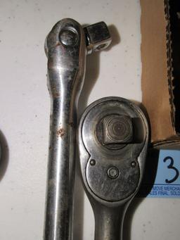 SNAP-ON HALF INCH RATCHET BREAKER BAR AND SOCKETS