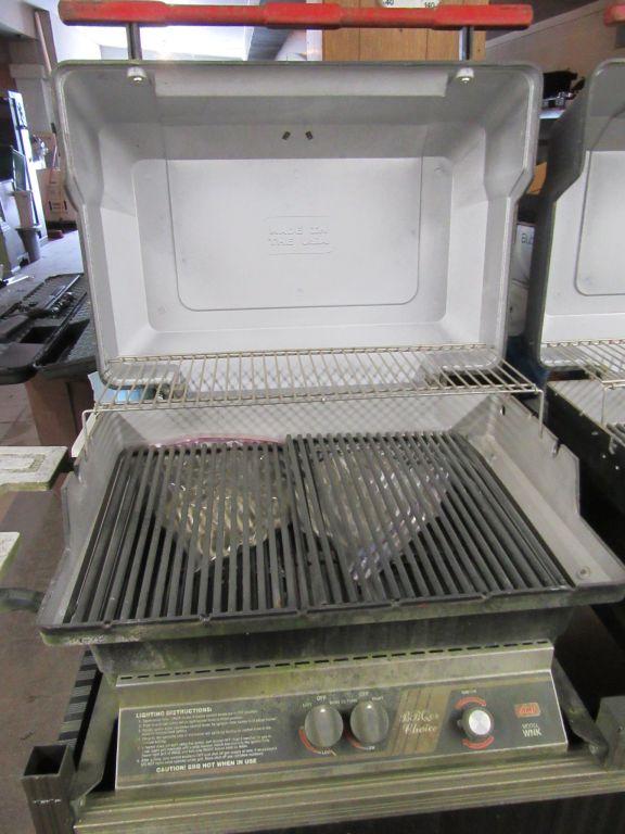 MHP MODEL WNK DOUBLE GAS GRILL