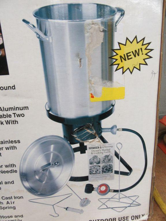 MORRONE PROFESSIONAL TURKEY FRYER. NEW IN BOX