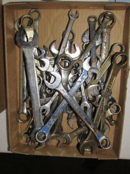 ASSORTMENT OF WRENCHES