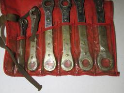 RATCHET WRENCH SET. MISSING ONE