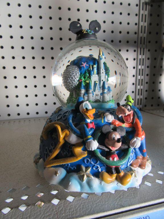 DISNEY MUSIC BOX