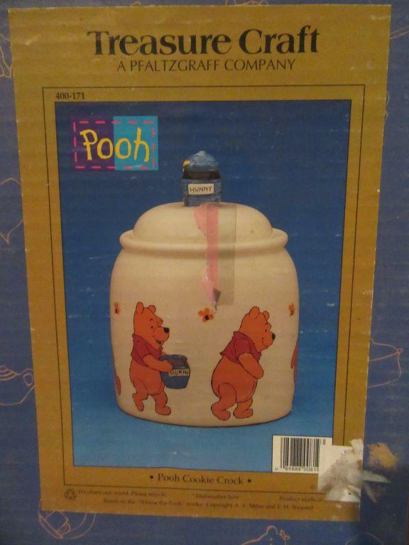 PFALTZGRAFF WINNIE THE POOH COOKIE CROCK