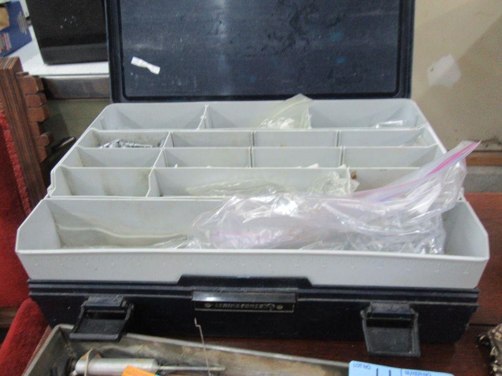 TACKLE BOX WITH HARDWARE