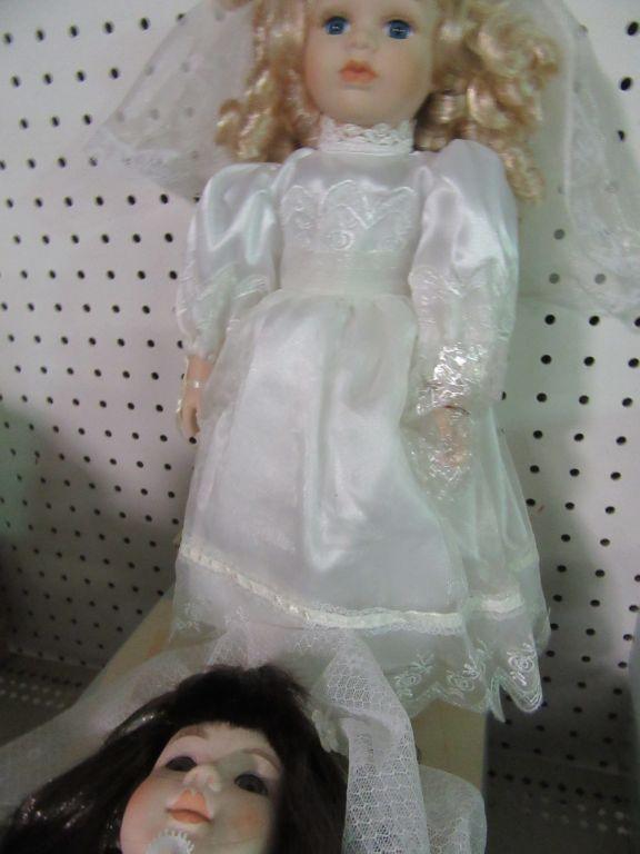 BETTY JANE CARVER BRIDE MUSICAL DOLL