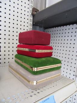 VELVET JEWELRY BOXES