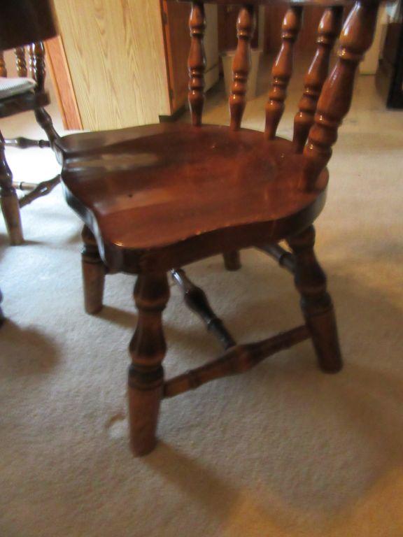 PINE TABLE, EXTRA LEAF, & 6 CHAIRS