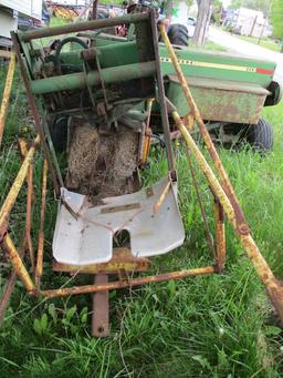 JOHN DEERE 336 BALER