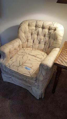 PAIR OF FABRIC COVERED CHAIRS