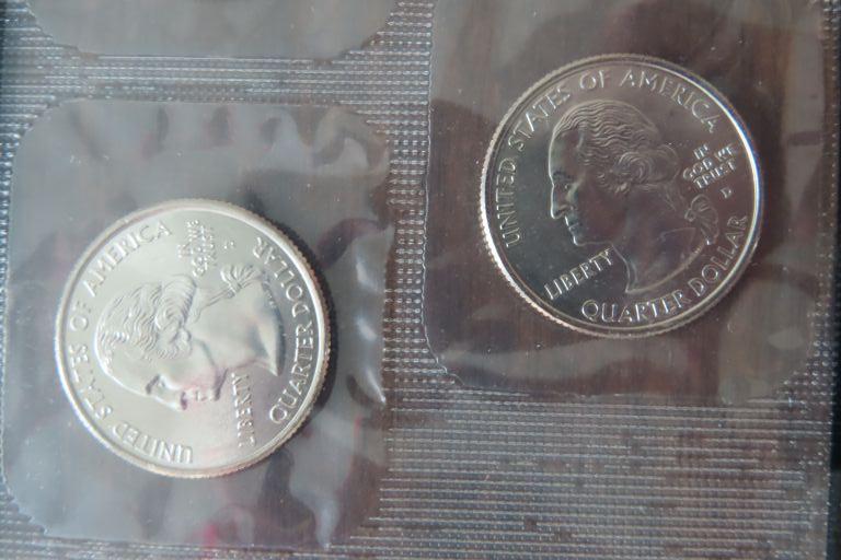 2005 UNITED STATES MINT UNCIRCULATED COIN SET DENVER