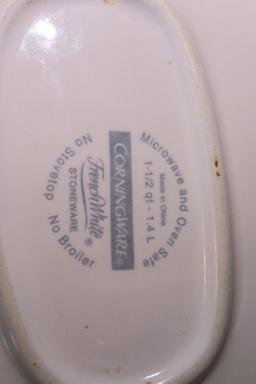 CORNINGWARE FRENCH WHITE 5 PIECE BAKING SET. THE LARGE PIECE IS MISSING A L