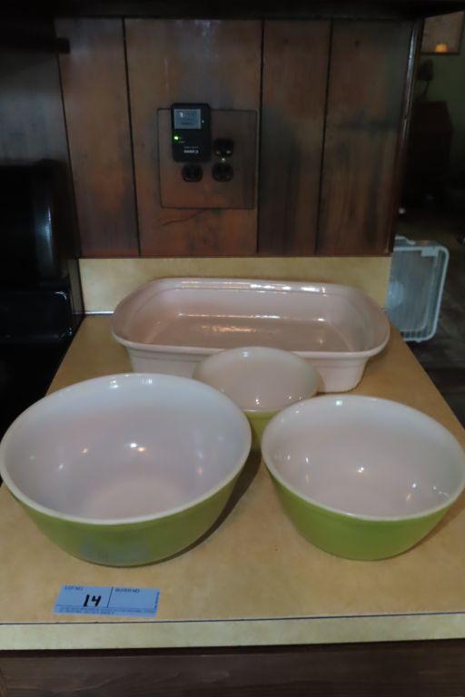 PYREX 3-PIECE MIXING BOWL SET