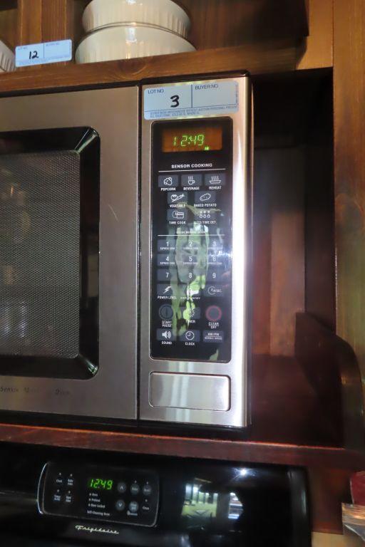 GE STAINLESS STEEL MICROWAVE