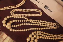 VARIETY OF PEARL JEWELRY