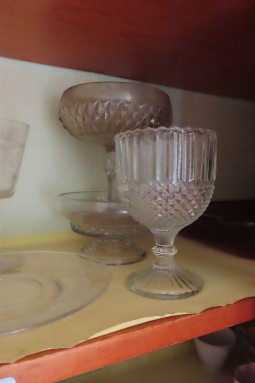 VARIETY OF GLASSWARE INCLUDING NIKKO CHINA PIECE AND DIVIDED PLATE