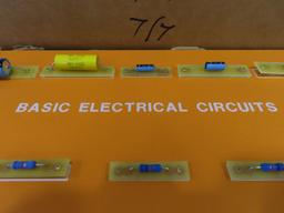LOT OF 8 BASIC ELECTRIC CIRCUITS TRAINER TYPE C