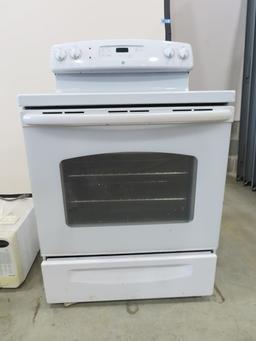 GE STOVE AND SHARP 1100 WATT MICROWAVE