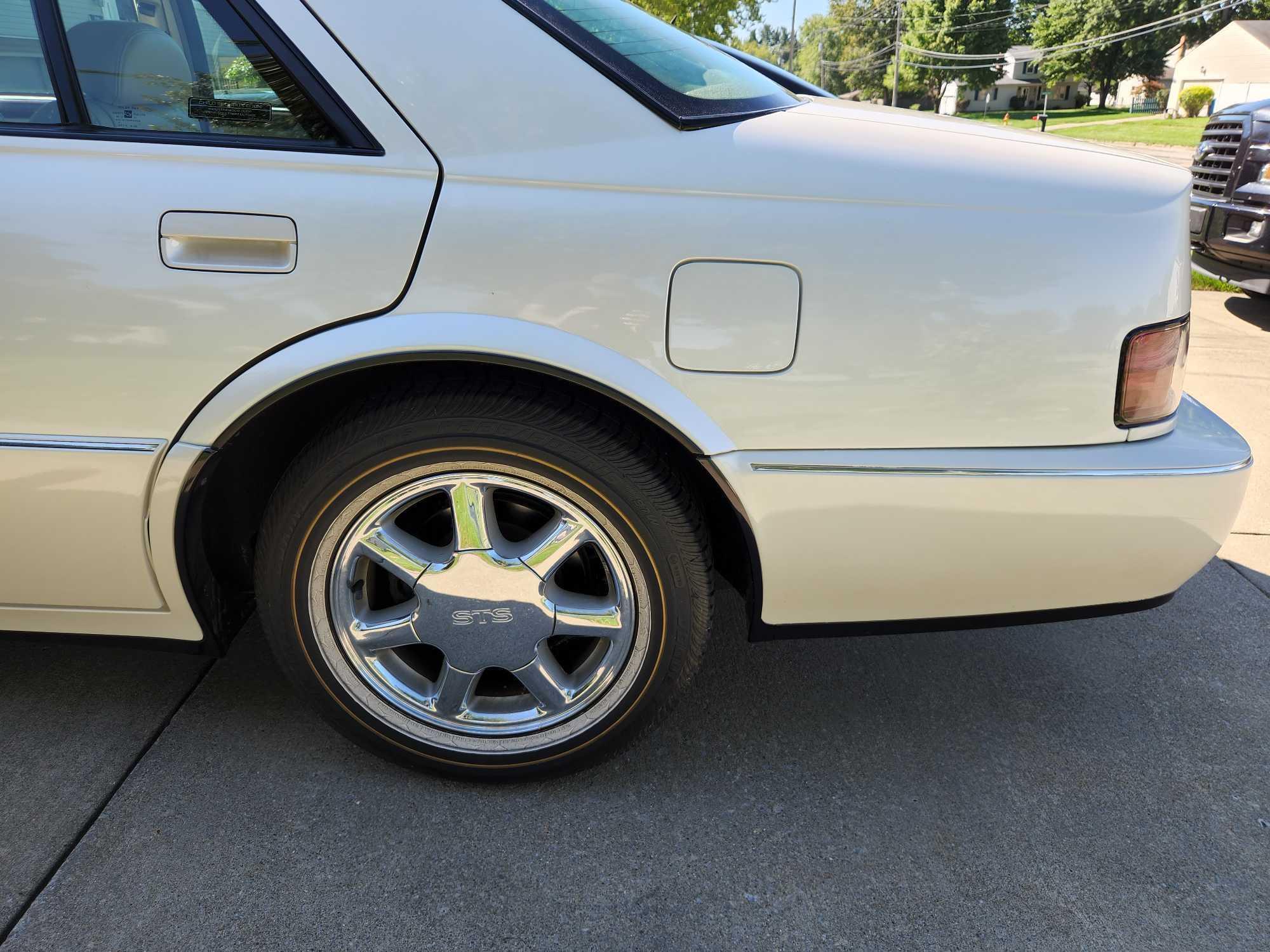 1997 Cadillac Seville STS, ONLY 14,163 miles. Super clean car. Rare Find!!