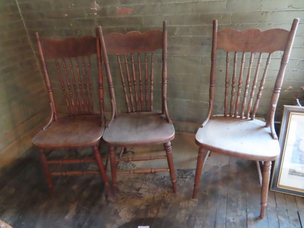 lot of three antique oak dining room chairs