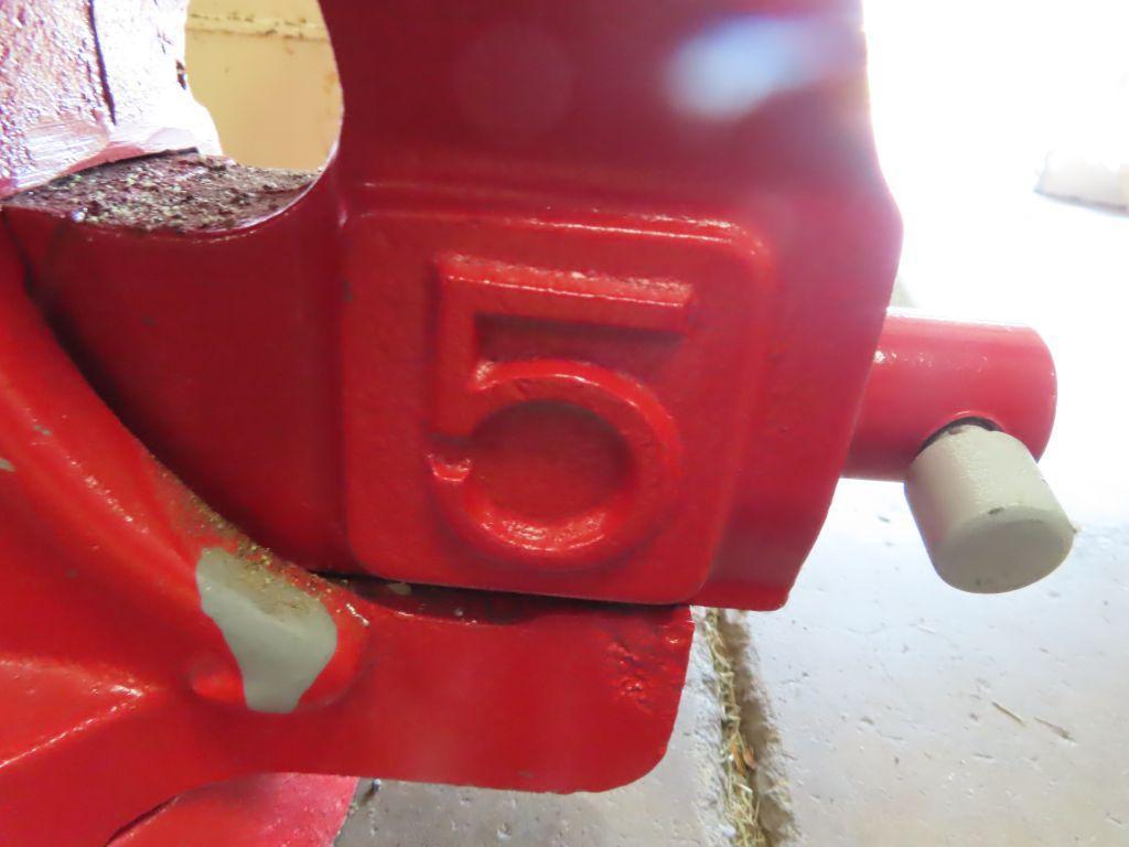 Allied number 5 vise