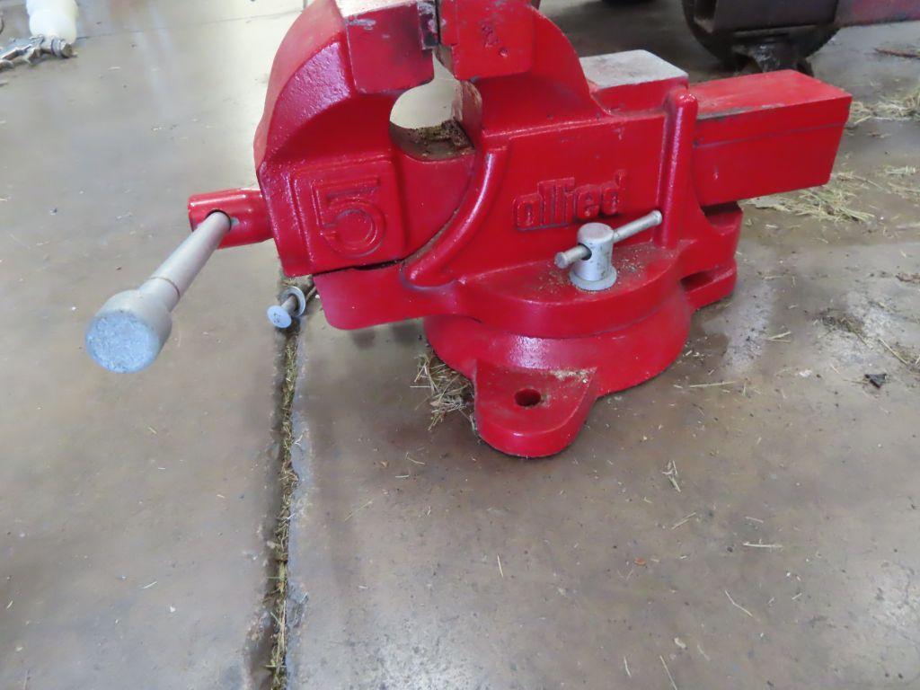 Allied number 5 vise