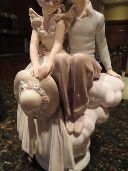 Lladro couple figurine